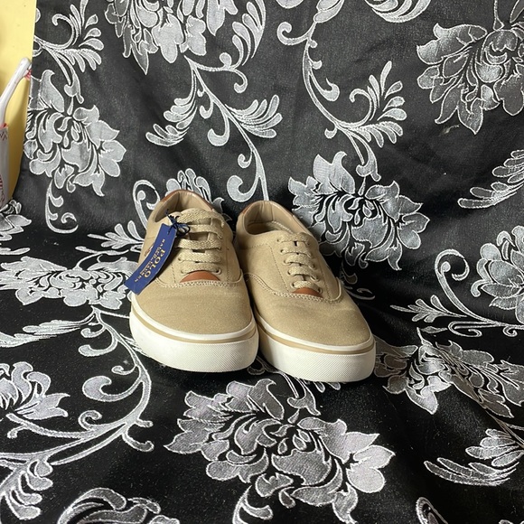 Polo Ralph Lauren Keaton canvas sneakers with RLite cushioning only worn 2 times - Picture 4 of 5